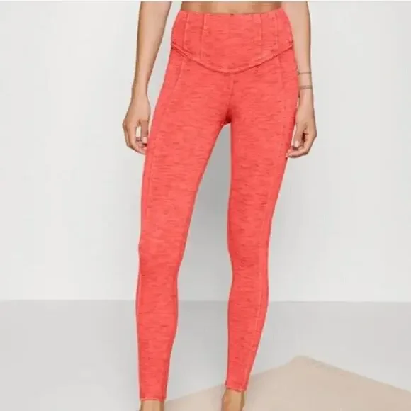 Free People FP Movement Hybrid Leggings Papaya Punch Pink Orange NWT Small - Picture 8 of 8